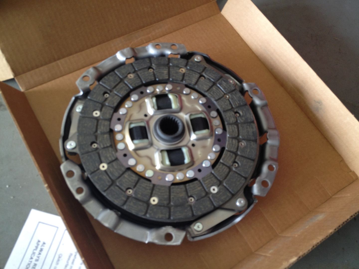 DIY 20032008 Corolla, Matrix, Pontiac Vibe C59 Clutch & Rear Seal Replacment w/PICS! Toyota